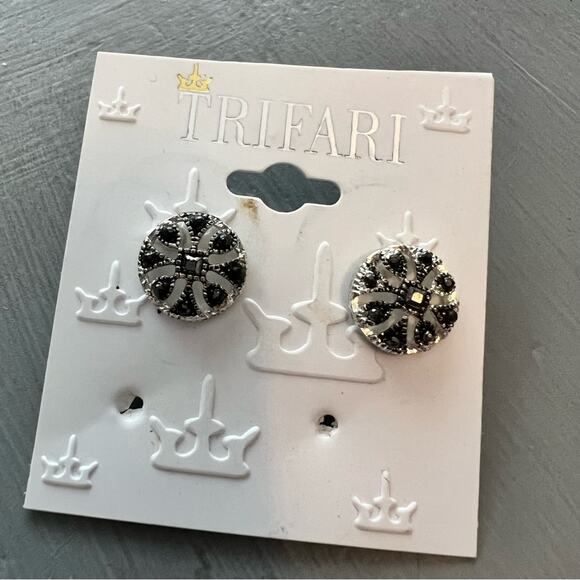 Trifari Jewelry - Trifari Silver Tone Earrings NEW